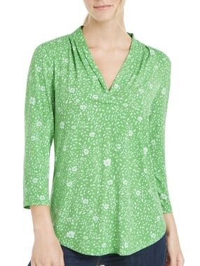 Timeless! Comfortable! Feminine Green Floral Pleated V-Neck Tunic Spring Summer